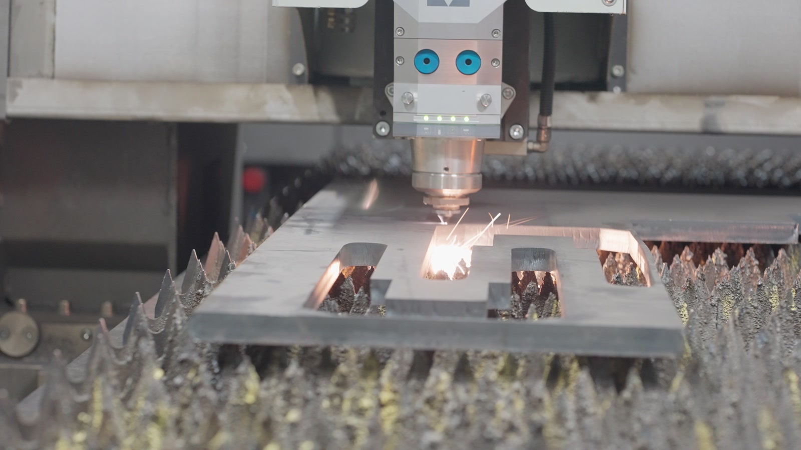 Fiber laser cutting head